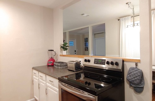 Navy Point Cottage | Navy Point Cottage - Pensacola