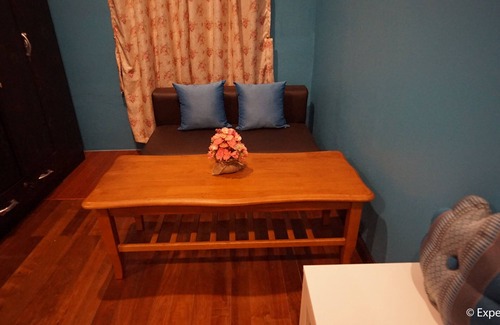Talat Yai House | Nawaporn Place Guesthouse