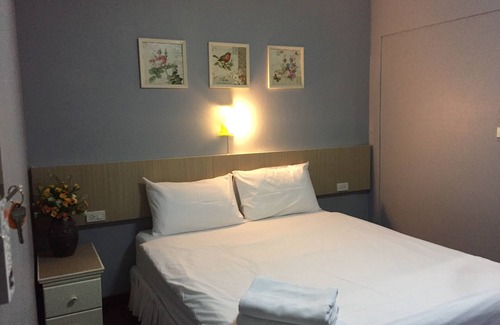Talat Yai House | Nawaporn Place Guesthouse