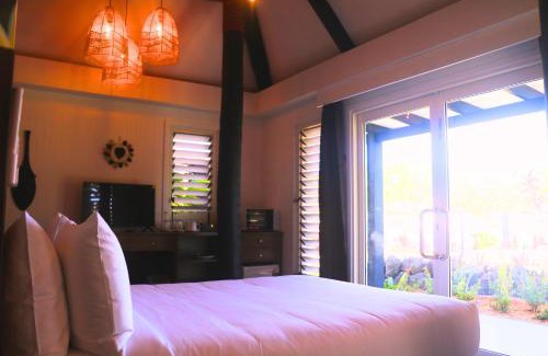 Savusavu Villa | Nawi Island Marina Accommodation