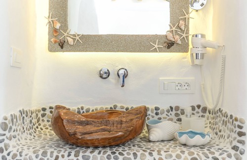 Plaka House | Naxos Island Escape