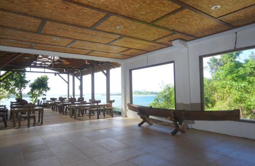 Wangi-Wangi Hotel | Naya Matahora Island Resort