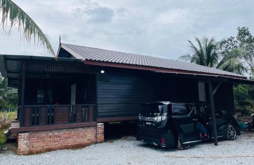Muar District House | NAZIRIN HOMESTAY D’VILLAGE MUAR BATU PAHAT