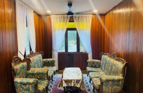 Muar District House | NAZIRIN HOMESTAY D’VILLAGE MUAR BATU PAHAT