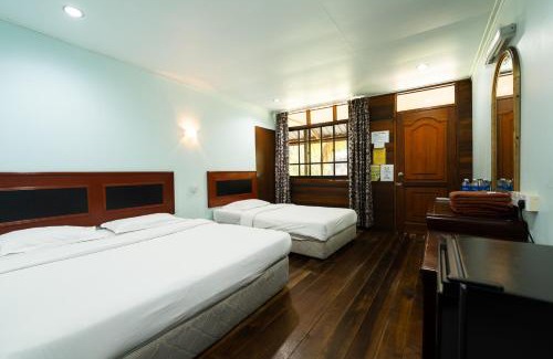 Mersing Hotel | Nazri's Place 1