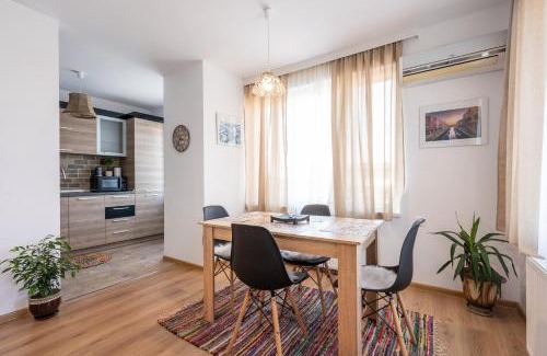 Ruse Center Apartment | NC Apartment Ruse