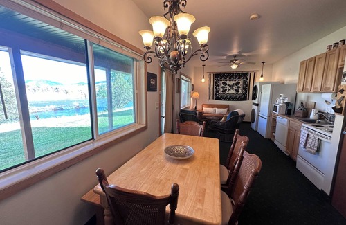 Gardiner Cabin | nCharming Riverside Cabin on Yellowstone River - 2 Bedrooms & 2 Bathrooms, Relax