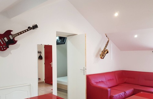 Annesse-et-Beaulieu Apartment | (N°11) Nice new 2-room apartment with garden view, free private parking