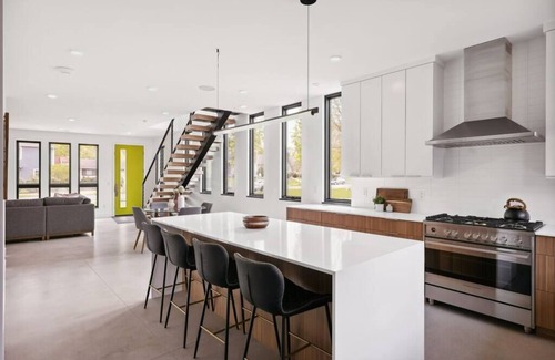 Linden Hills House | Near 2 Lakes! ROOF DECK! Walk to Restaurants!