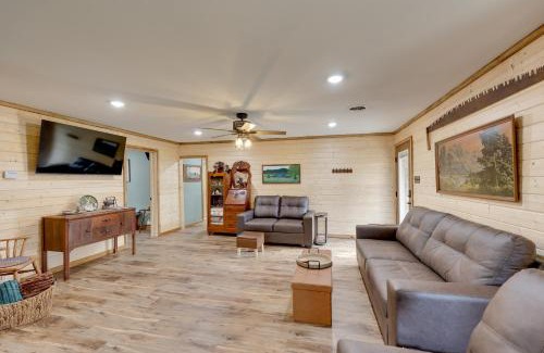 Magazine House | Near Blue Mountain Lake and ATV Trails Cabin Escape