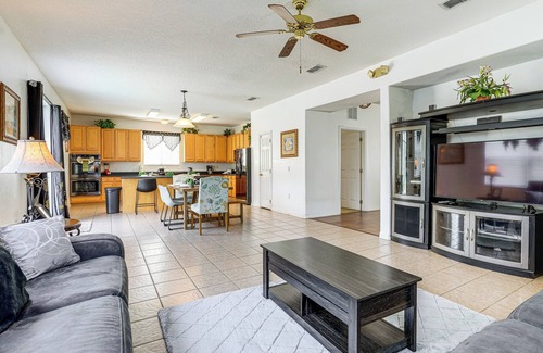 Briargrove House | Near Disney & Golf: Pet-Friendly Davenport Home!