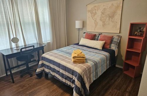 Glenn Heights House | Near Downtown Dallas Free Park