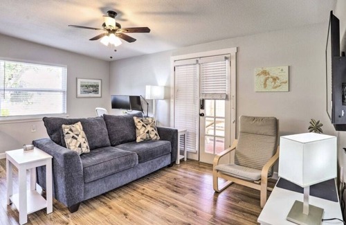 Fossil Park House | Near Downtown! Near the Beach! Pet Friendly!