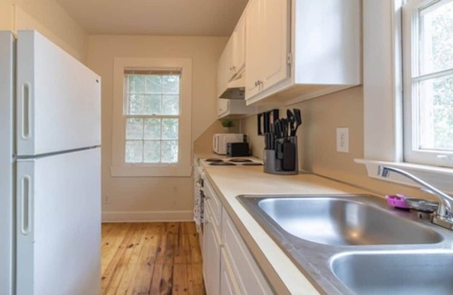 Columbus Apartment | Near Downtown, Parks & Museum - Midtown Back House