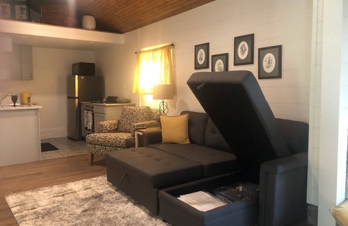 Hendersonville Cottage | Near Dupont State and Pisgah Nat. Forest