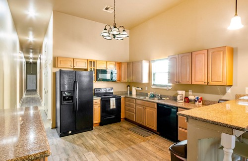 Esplanade Ridge Apartment | Near Everything NOLA