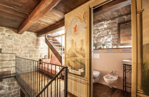 Pratovecchio Other | Near FLORENCE dreams MEDIEVAL TOWER LUNGARNO, JACUZZI ROOF for couple in love