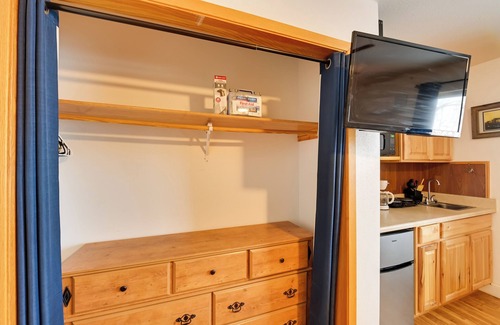 Malta Apartment | Near Golf & Trails: Malta Retreat w/Shared Grills