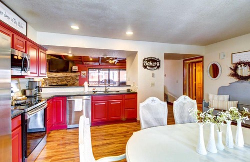 Pinetop Apartment | Near Golfing and Hiking Pinetop Vacation Rental!