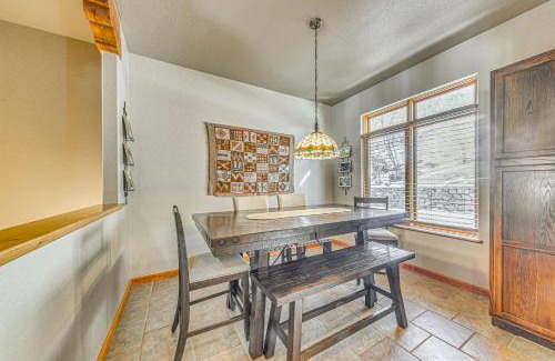 Bear Park House | Near Hiking Trails Spacious Cloudcroft Retreat!