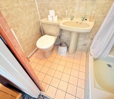 Beeston House | Near Hylands hotel