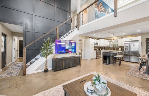Nancy House | Near lake/boat ramp, hot-tub, fire-pit, king suite