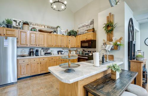 Mill Springs House | Near Lake Cumberland Monticello Home with Gazebo!