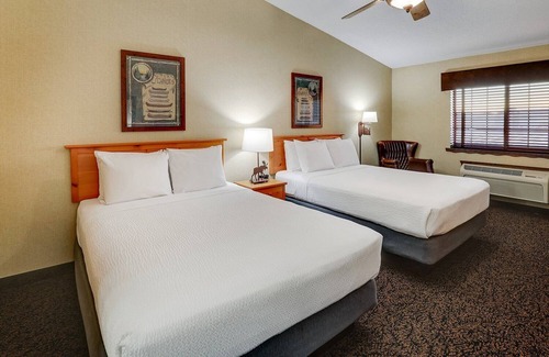 Moline Hotel | Near Lake, Deluxe 2 Queen, Stoney Creek Quad Cities, Pool | 2 Units
