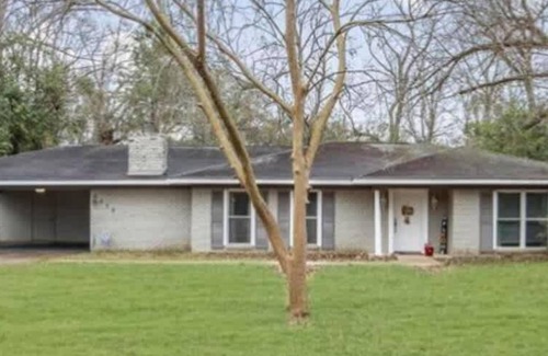 Highlands - Perkins House | Near LSU Health district 3BR 2BA House, quiet area