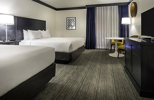 Las Vegas Hotel | Near M&M's World Las Vegas, Standard Two Double at OYO Las Vegas Hotel