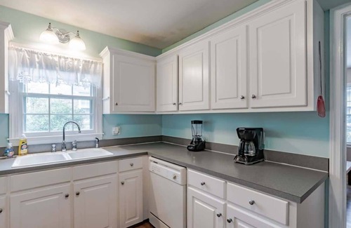 Mobile House | Near Midtown, Highways, Downtown! Bel-Air Bungalow