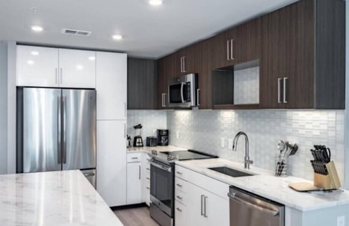 Woodmont Triangle Apartment | Near NIH, Metro & Shops! Spa + Terrace | Near DC | by GLS
