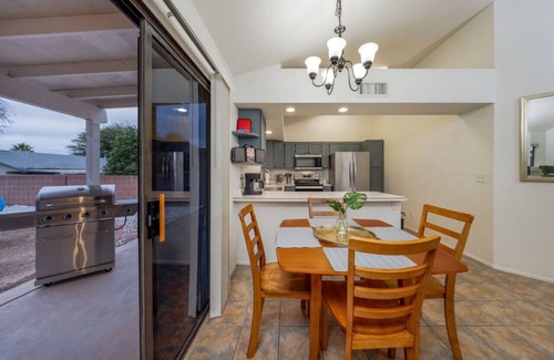 Eastside House | Near NW Hospital/3 BR & 2 BA/Fenced/Garage