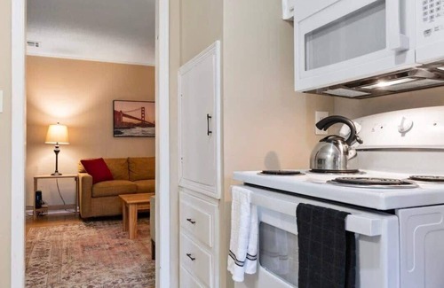 Gunter Afs House | Near Parks, Dining, & Shopping - Glade Park Gem