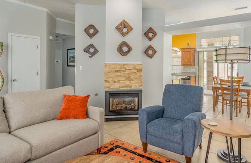 Ladera West House | Near Petroglyph National Park, Great dining, golf course 5 min, Hiking trails