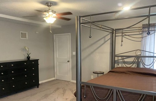 Schertz House | Near RAFB!