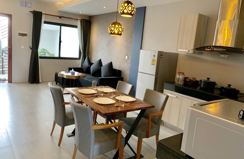 Daun Penh Apartment | Near Royal Palace-GardenView Apt W Rooftop & Jacuzzi