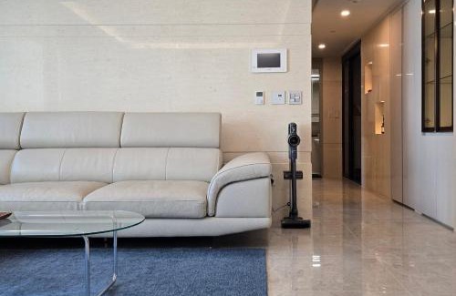 Seoul Apartment | Near Sangam, new apartment