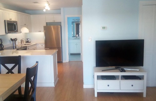 Seagrove Beach Condo | Near Seaside! Super Clean Totally Updated Petite Retreat! Easy Beach Access!