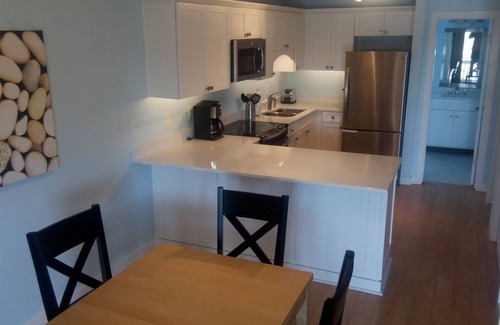 Seagrove Beach Condo | Near Seaside! Super Clean Totally Updated Petite Retreat! Easy Beach Access!