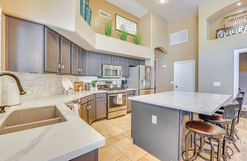 Canyon Trails House | Near Spring Training: Family Retreat in Goodyear!