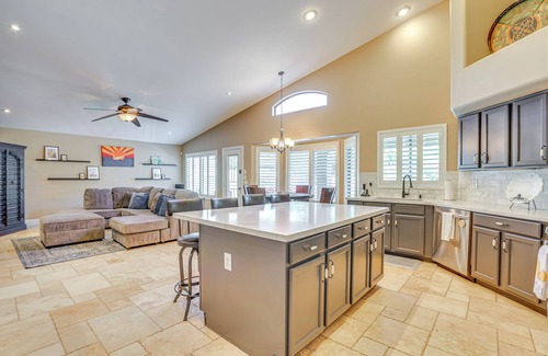 Canyon Trails House | Near Spring Training: Family Retreat in Goodyear!