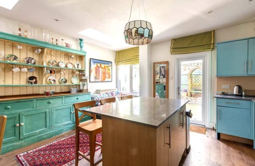 Shaftesbury House | Near the park - Double Room with Ensuite Bathroom