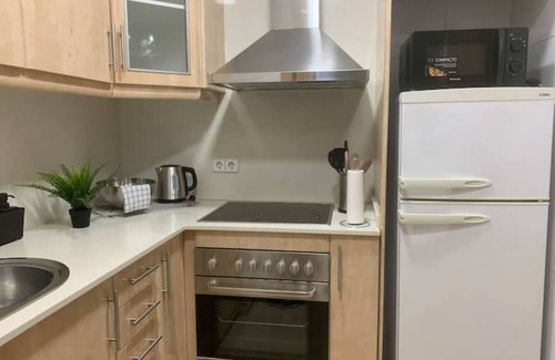 Sant Adria de Besos Apartment | Near to Beach and 15 min to Barcelona by Train