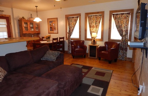 Woodland House | Near to Mirror Lake Scenic Byway/Uintah Mountain Summer Activities and Park City