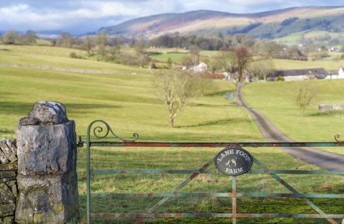 Kendal House | Near Todd - 3 Bed Home in a rural setting