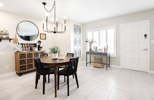 Litchfield Park Condo | Near Westgate, Litchfield Park Modern Villa