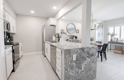 Litchfield Park Condo | Near Westgate, Litchfield Park Modern Villa