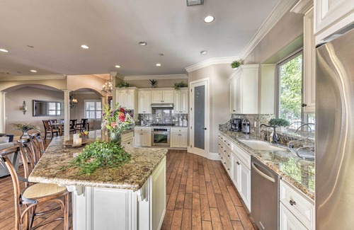 Hood House | Near Wineries: Elk Grove Getaway w/Saltwater Pool