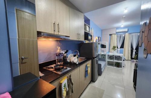 Pasay Apartment | Near World Trade, Star City and MoA - Amazing Breeze